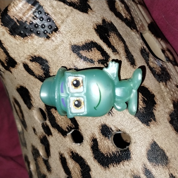Disney Doorables Croc Charm Joe from Soul - Picture 1 of 4